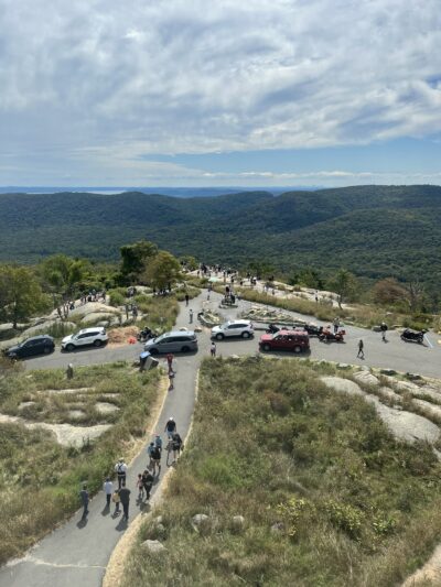 Bear Mountain State Park Parking Lot - Tomkins Cove, NY