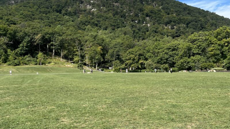 Bear Mountain State Park Parking Lot - Tomkins Cove, NY