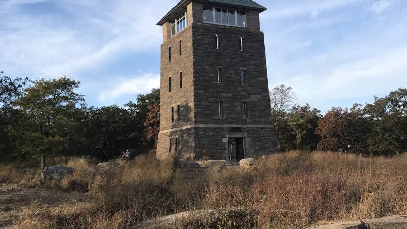 Suffern Bear Mountain Trail Trailhead - Tomkins Cove, NY