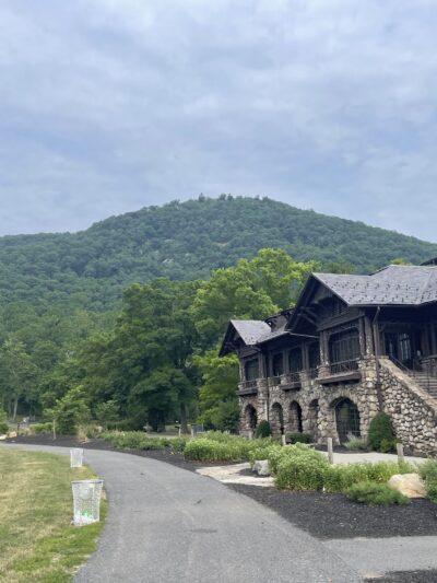 Suffern Bear Mountain Trail Trailhead - Tomkins Cove, NY