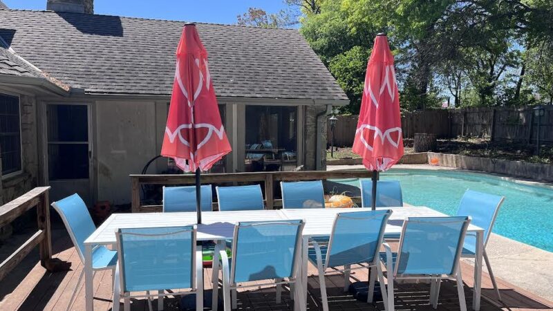 Huge Family & Dog Friendly South Tulsa Pool - Tulsa, OK