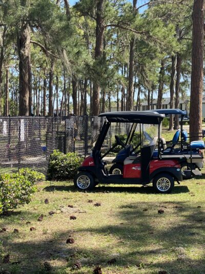 Sun 'N Lake Dog Park Parking - US, FL