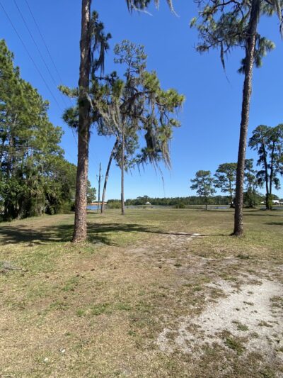 Sun 'N Lake Dog Park Parking - US, FL