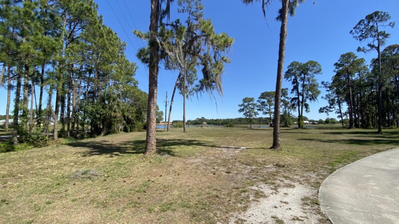 Sun 'N Lake Dog Park Parking - US, FL
