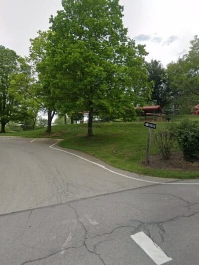 Peterswood Park Pavilion 2 - Venetia, PA
