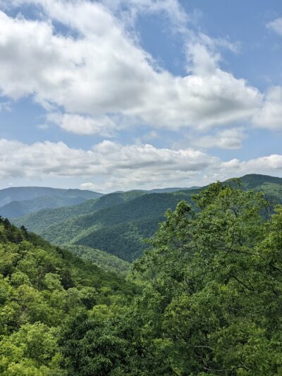White Rock Falls Trailhead - Vesuvius, VA