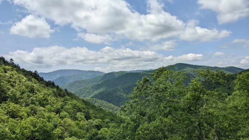 White Rock Falls Trailhead - Vesuvius, VA