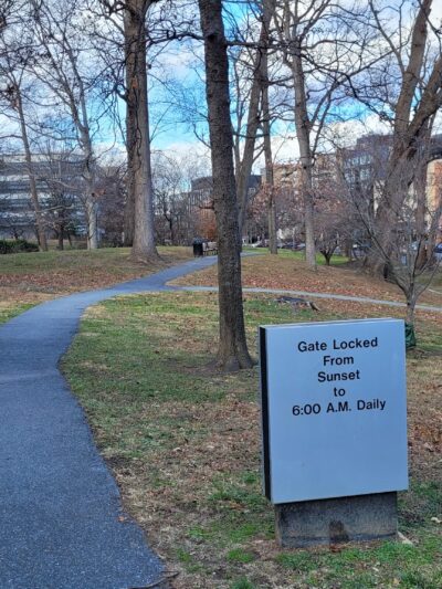 Squirrel Park - Washington,