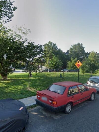 Triangle Park (Park Road) - Washington,