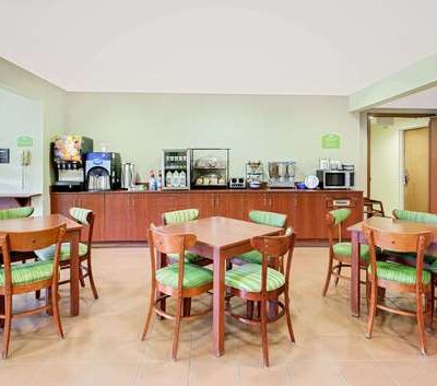 Microtel Inn & Suites by Wyndham Wellsville - Wellsville, NY