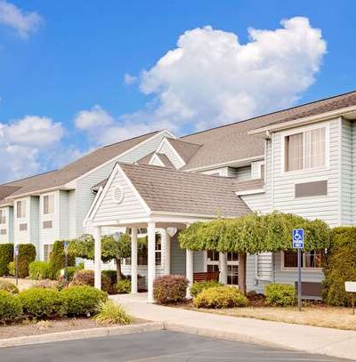 Microtel Inn & Suites by Wyndham Wellsville - Wellsville, NY
