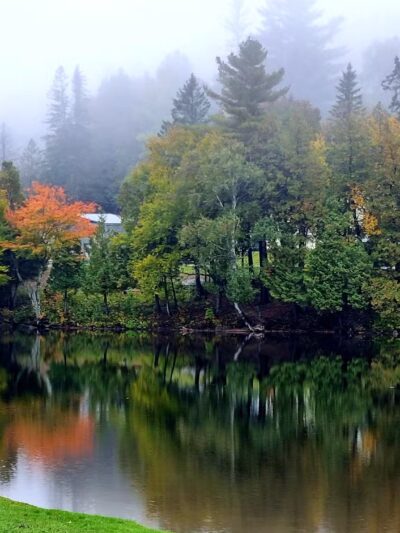 Joe's Pond Trailhead and parking - West Danville, VT