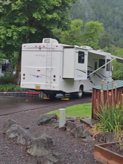 Casey's Riverside RV Park - Westfir, OR