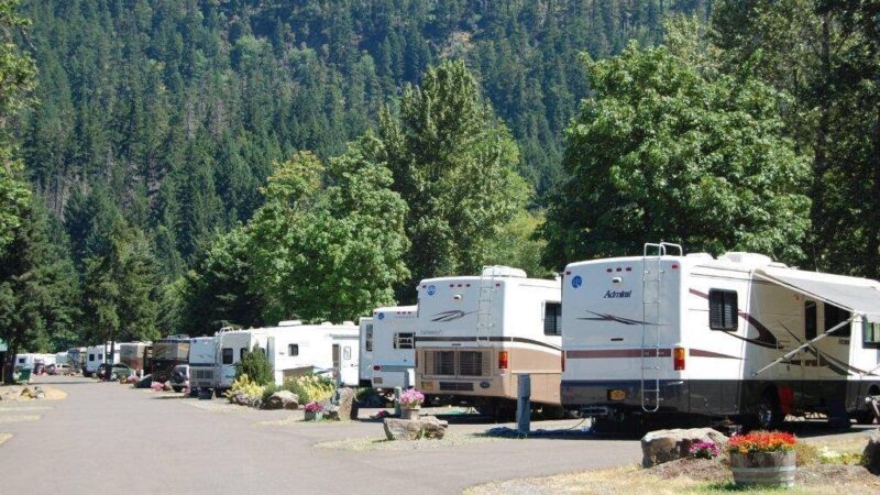 Casey's Riverside RV Park - Westfir, OR