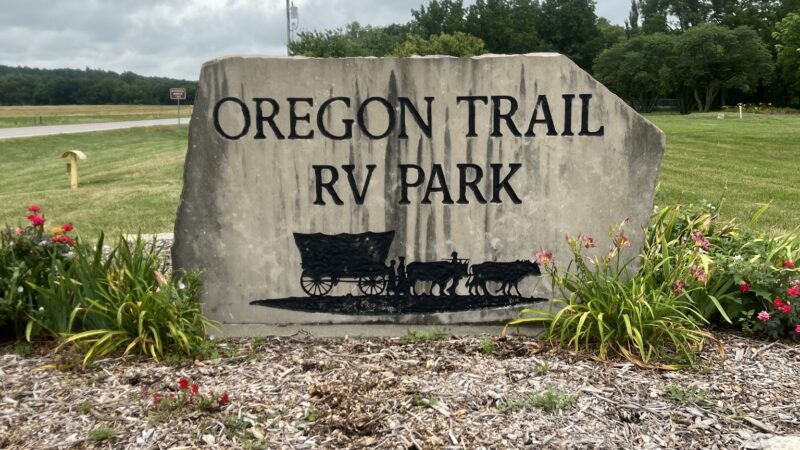 Oregon Trail RV Park - Westmoreland, KS