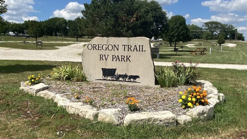 Oregon Trail RV Park - Westmoreland, KS