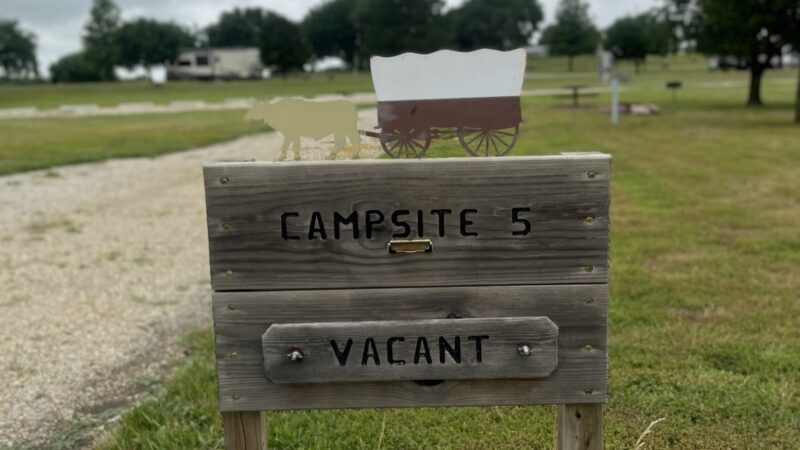 Oregon Trail RV Park - Westmoreland, KS