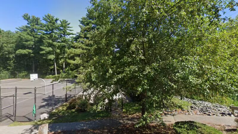 Queen Anne's Gate dog park - Weymouth, MA