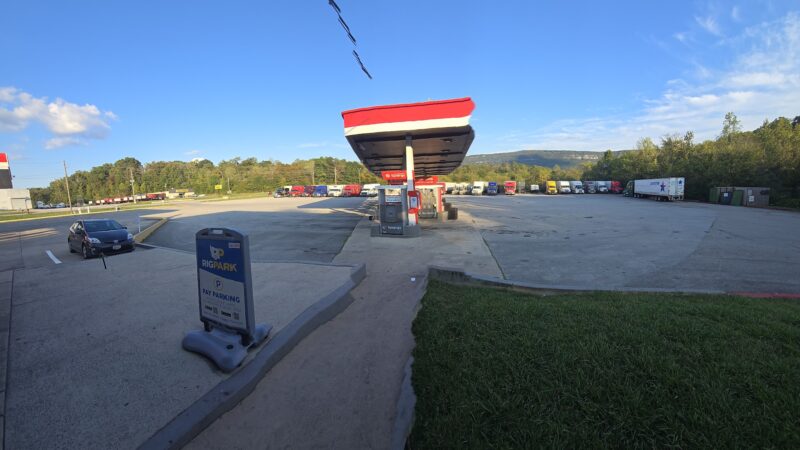 Billy's Truck Stop, Hunt Brothers Pizza. . - Wildwood, GA