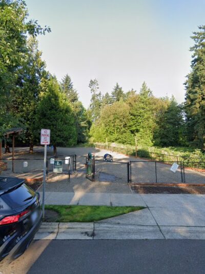 Ash meadows (fenced) dog park - Wilsonville, OR