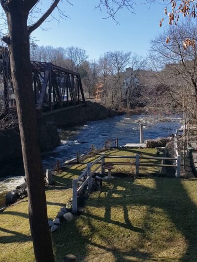 Main Street Park - Wilton, NH