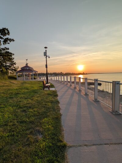 Aberdeen Sea Wall Trailhead - Aberdeen Township, NJ