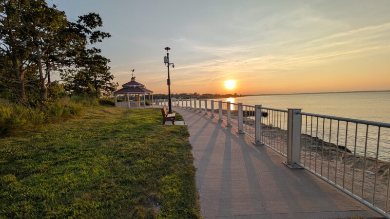 Aberdeen Sea Wall Trailhead - Aberdeen Township, NJ