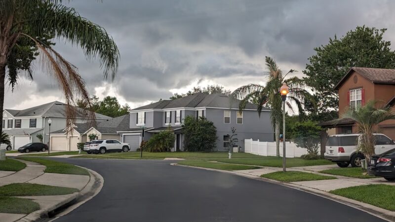 Waterford Lakes Community Association Dog Park - Alafaya, FL