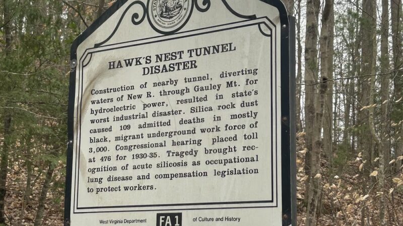 Hawks Nest Overlook Trail - Ansted, WV