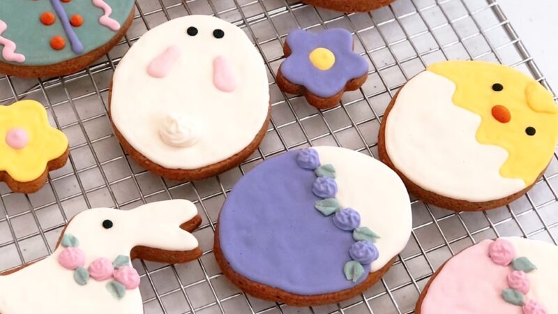 Apple Dog Bakery - Birthday Cakes & Cookies for Dogs! Hooman Grade, Healthy and Yummy - ,