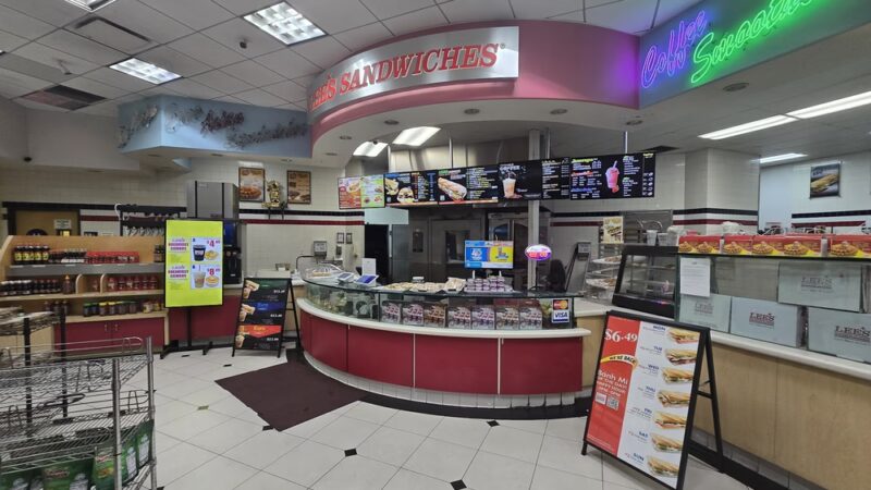 Lee's Sandwiches - Artesia, CA