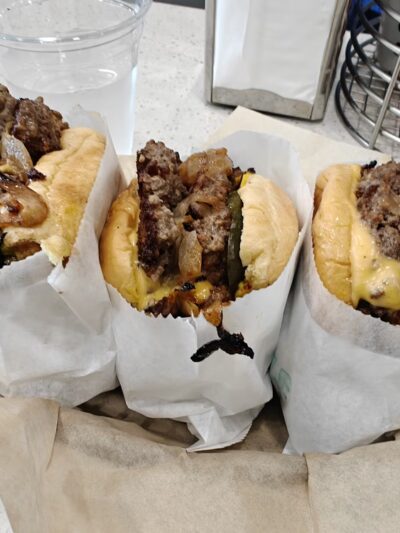 Nilly's Burgers - Artesia, CA