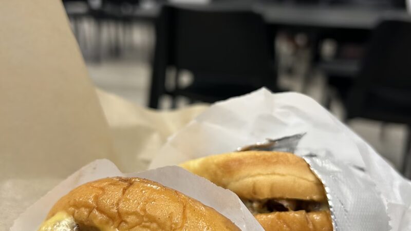 Nilly's Burgers - Artesia, CA