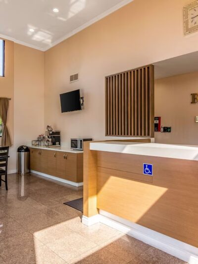 Rodeway Inn Artesia Cerritos - Artesia, CA