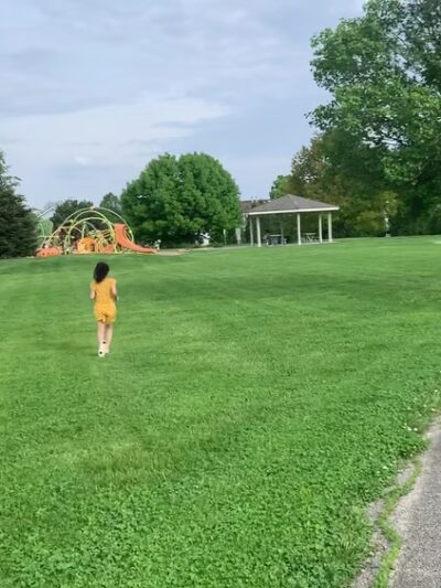 Frontenac park - Aurora, IL