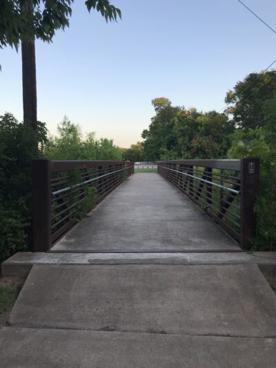Lake Creek Trailhead Picnic Area - Austin, TX