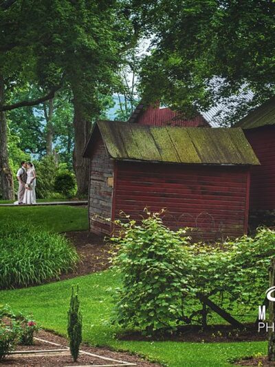 Brookmere Winery & Vineyard Inn - Belleville, PA