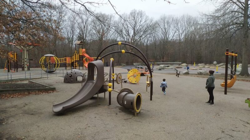 Beaver Brook - Spray Deck & Playground - Belmont, MA