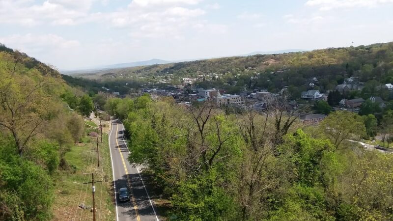 David Henry Memorial Park - Berkeley Springs, WV