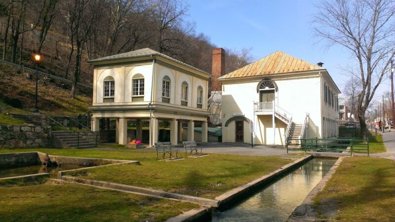 David Henry Memorial Park - Berkeley Springs, WV