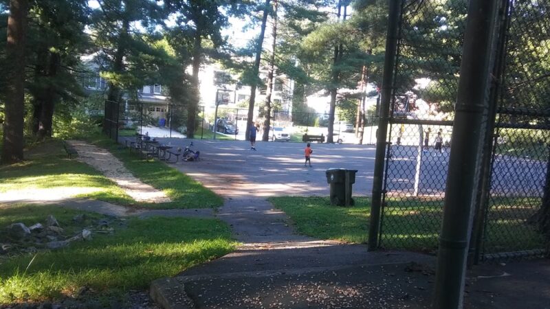 Hillmead Neighborhood Park - Bethesda, MD