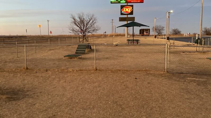 Cimarron Travel Center Dog Park - Billings, OK