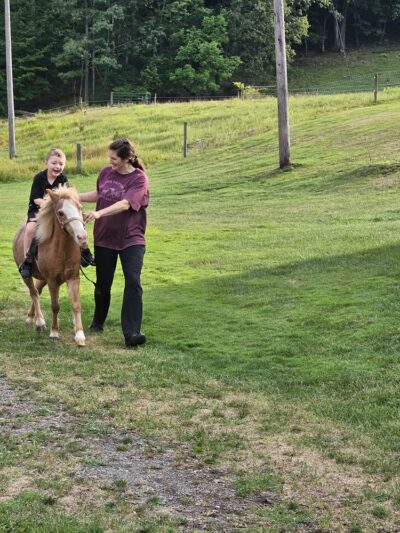 Edwards Petting Farm - Binghamton, NY