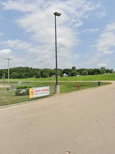 Dog Park at Love’s Travel Stops - Bloomsdale, MO
