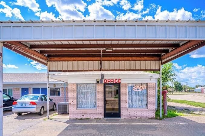 Longhorn Motel - Boise City, OK