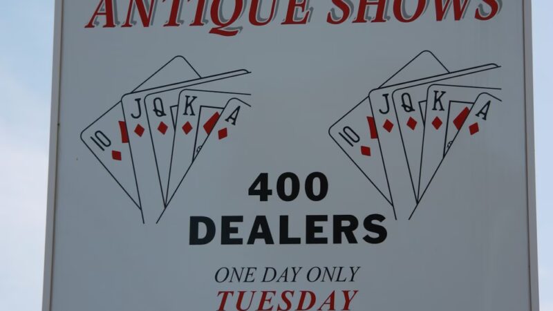 Brimfield Antique Flea Market & Shows - ,