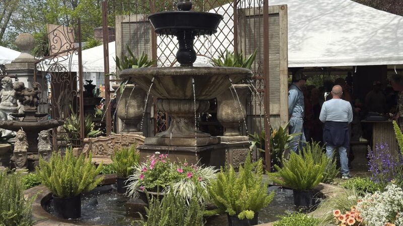 Brimfield Flea market - Brimfield, MA