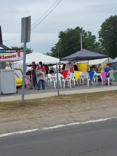 Brimfield's Heart-O-The Mart - Brimfield, MA