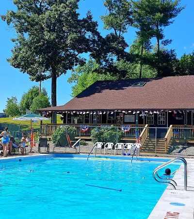 Quinebaug Cove Campground - Brimfield, MA