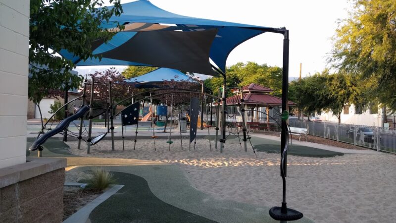 Robert R. Ovrom Park and Community Center - Burbank, CA